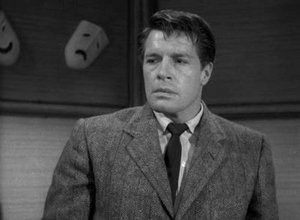 Alfred Hitchcock uvádí 37. epizoda
